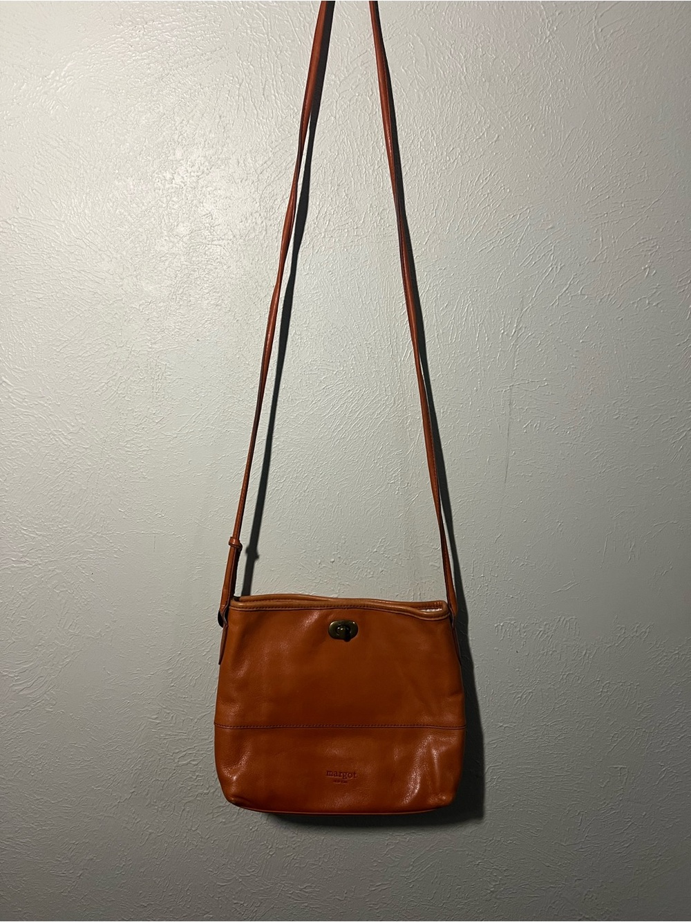 Margot Classic Leather Crossbody Bag in Cognac Brown